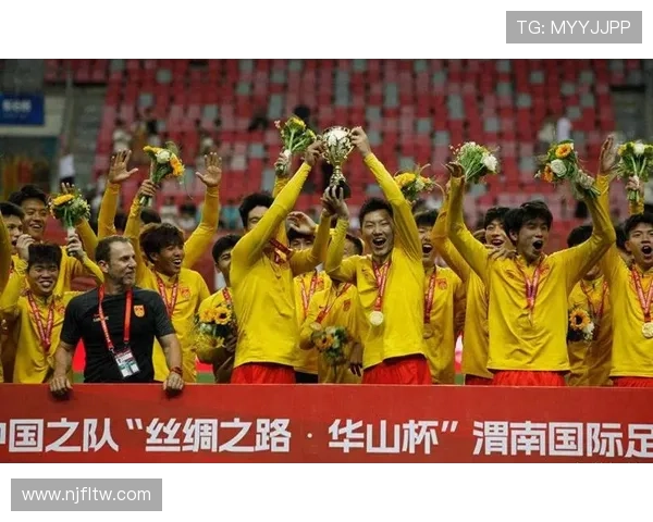 全国锦标赛回顾：广州足球队球员个人能力的精彩展现与分析